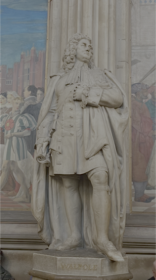 2.3 Walpole statue